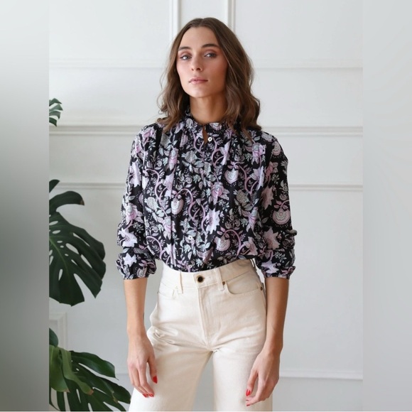 Mille Tops - NWT Mille Resort May Top in Tropical Night XS Purple Floral Women’s Blouse